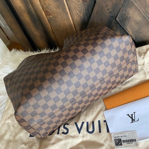 TRADED💕Louis Vuitton Graceful MM Damier hobo bag purse - Picture 14 of 15
